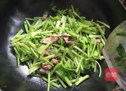 芹菜炒肉丝的做法图解4
