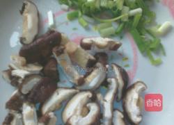香菇瘦肉粥的做法图解2