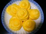玫瑰花馒头（玉米味）的做法[图]
