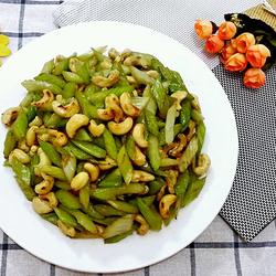 西芹炒腰果