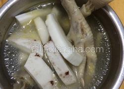 椰子鸡爪汤