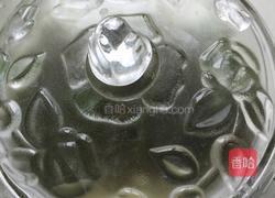 香椿拌豆腐的做法图解2