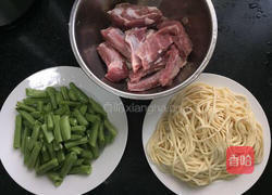排骨豆角焖面的做法图解2