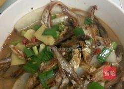 芝麻鱼炖白萝卜的做法图解9