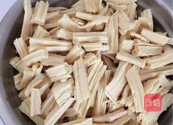 凉拌腐竹的做法图解1