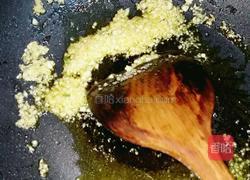 蒜香油麦菜的做法图解3