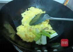 韭菜炒鸡蛋的做法图解7