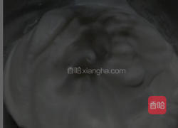 奥利奥戚风蛋糕(戚风蛋糕&奥利奥完美结合)的做法图解6