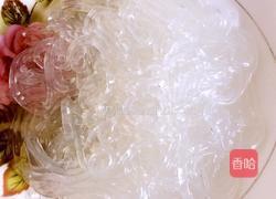 梅花肉烧蒜苔粉条的做法图解3