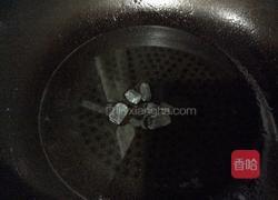 梅花肉烧蒜苔粉条的做法图解6