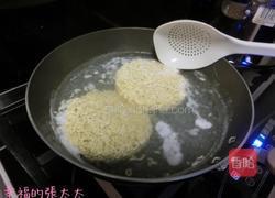 荷包蛋厚切午餐肉辛辣面的做法图解9
