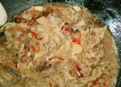 猪头肉肠子炖腊豆腐