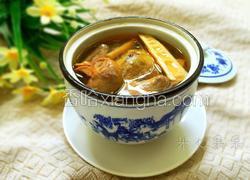 春笋乳鸽汤