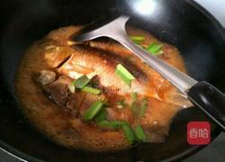 红烧鲫鱼的做法图解4