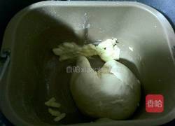 面包机版葡萄干牛奶面包的做法图解2