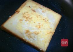 香煎蛋裹吐司的做法图解6