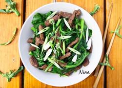 芥蓝炒牛小排