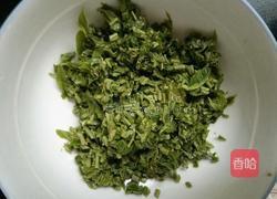 香椿炒鸡蛋的做法图解2