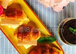 大嘴可颂——奶酪鸡蛋餐肉三明治
