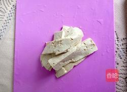  香椿拌豆腐的做法图解3