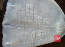 秘制炒鱿鱼卷的做法图解2