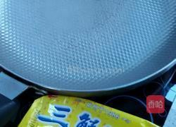 炒方便面的做法图解1