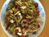 炒鸡杂