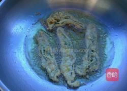 炸香椿鱼儿的做法图解5