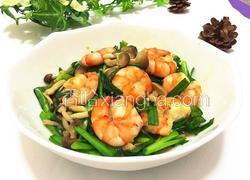蚝油蟹味菇韭菜炒虾仁