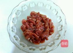 青椒炒肉丝的做法图解2