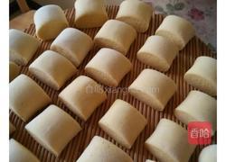 玉米面馒头的做法图解2