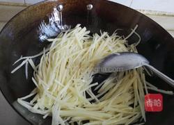 青椒土豆丝的做法图解3
