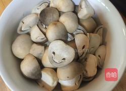 黑椒酱爆草菇的做法图解2