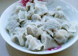 鸡肉香菜饺子
