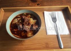 红烧牛肉洋芋擦擦