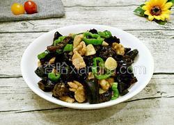 青椒木耳炒肉