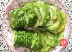 苦瓜炒蛋的做法图解1