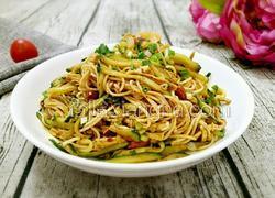 川味鸡丝凉面
