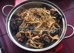 干锅茶树菇