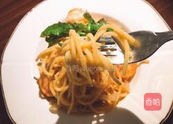 黑胡椒虾肉意大利面的做法图解8