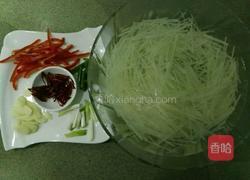 酸辣土豆丝儿的做法图解2