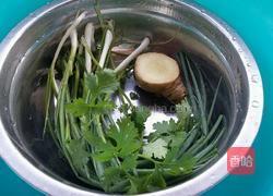鱼头豆腐汤的做法图解2