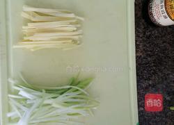 清蒸黄花鱼的做法图解1