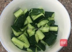 凉拌小黄瓜的做法图解4