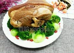 炖肘子
