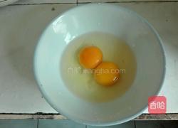 蒸鸡蛋糕的做法图解1
