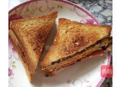 鸡蛋火腿肉松三明治的做法图解8