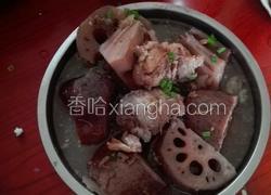 筒子骨炖莲藕
