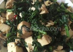 茼蒿菜炒臭豆腐