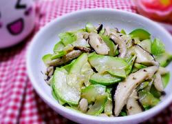 香菇炒西葫芦